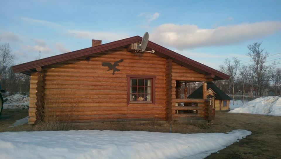 Johansens Hytteutleie Tana Bagian luar foto