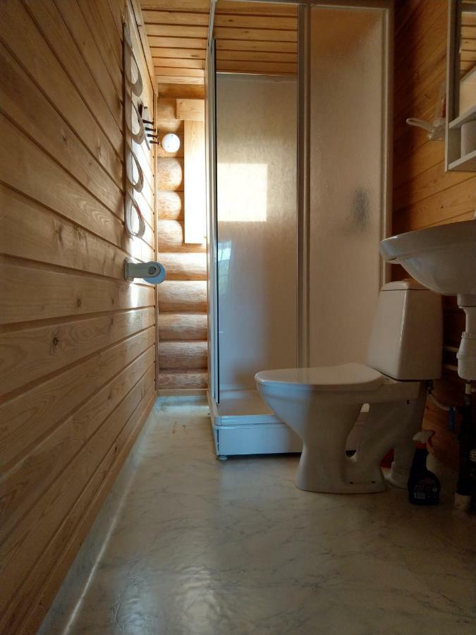 Johansens Hytteutleie Tana Bagian luar foto